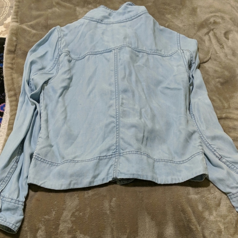 Light Blue Jacket - image 5